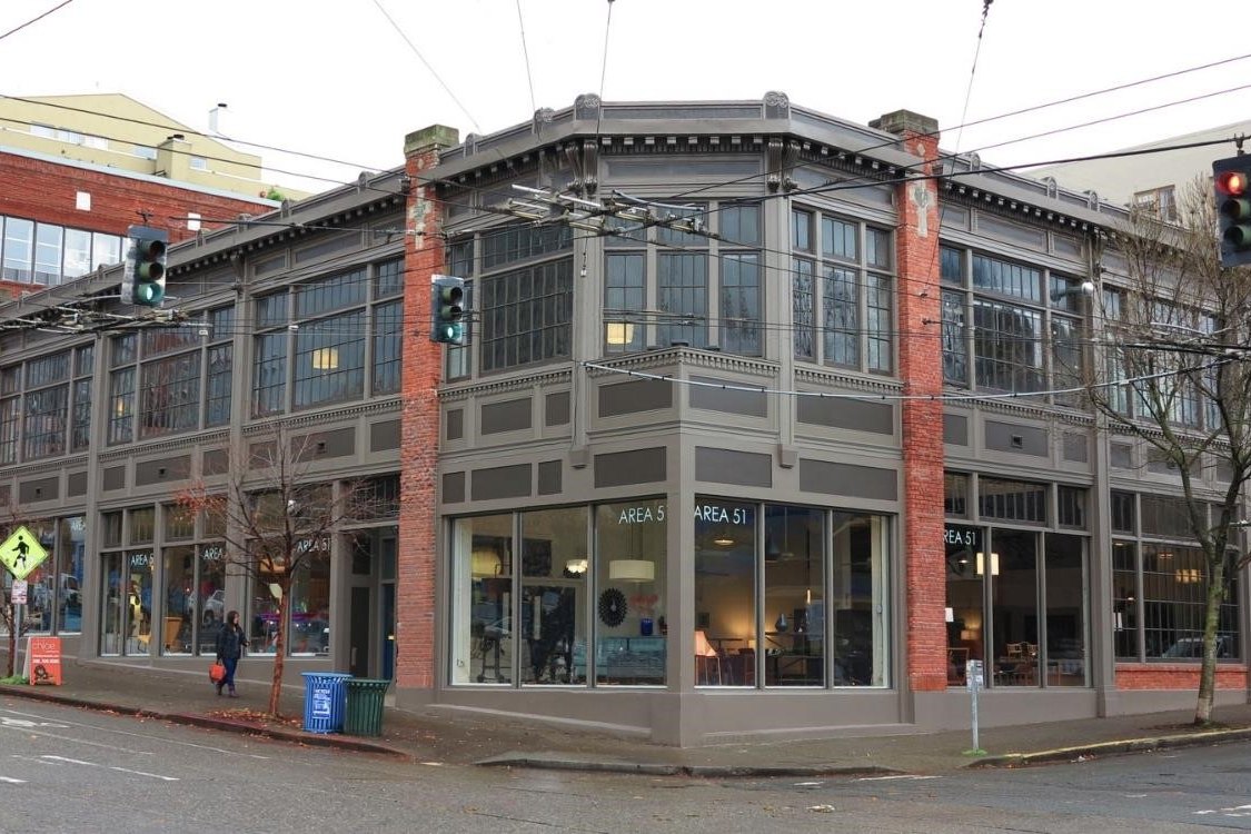 Retail building